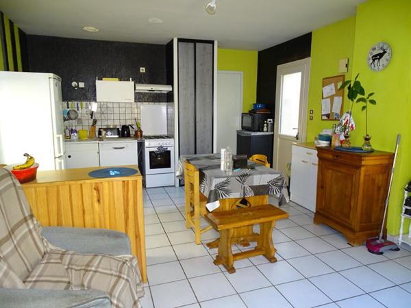 Immeuble Montignac Lascaux 13 pièce(s) 338 m2