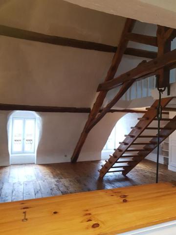 Immeuble Montignac Lascaux 13 pièce(s) 338 m2