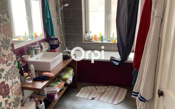 Appartement à vendre    2 pièces • 72 m2 Tourcoing