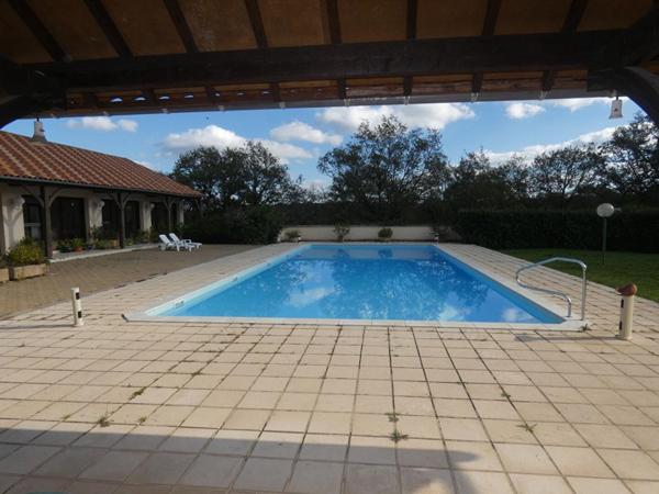 Ensemble immobilier de caractère en Dordogne