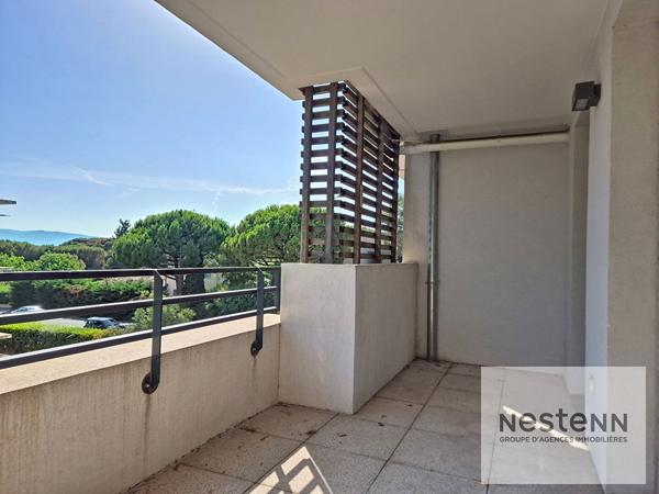 Fréjus, Appartement T2,, terrasse, parking , ascenseur