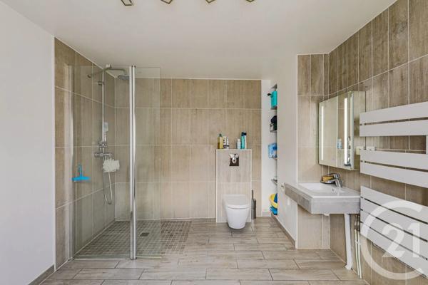 Maison à vendre  5 pièces - 96,17 m 2   LE PONT DE CLAIX  - 38
