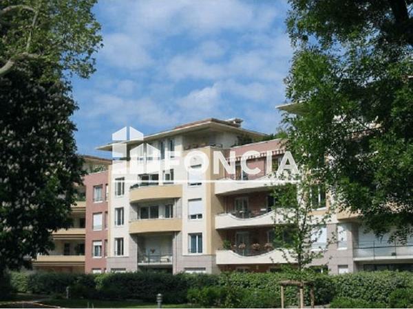 Location Appartement 2 pièces 54.8 m² - 36 RUE PROSPER LEGOUTE Antony 92160