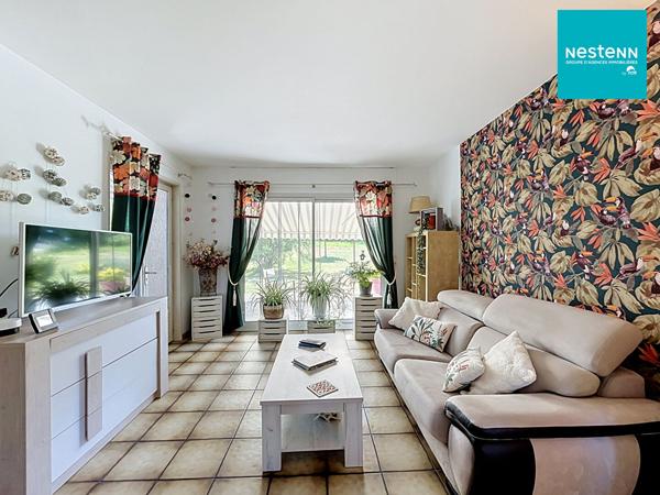 Maison familiale Périgneux - 6 pièces - terrain de 2 000m² avec piscine couverte