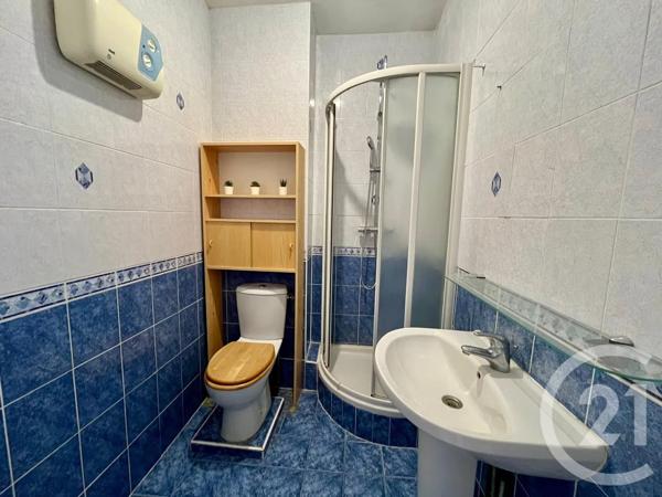 Appartement F3 à vendre  3 pièces - 65 m 2   ST ETIENNE  - 42