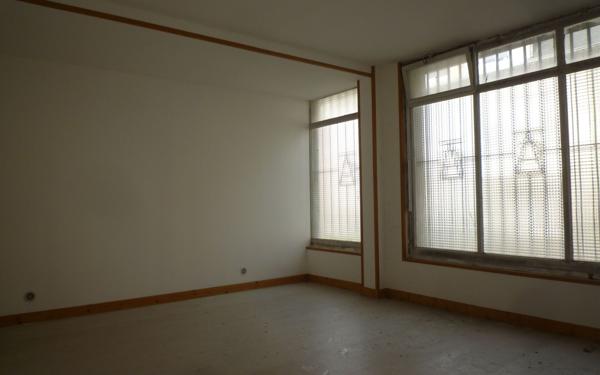 Appartement à vendre    1 pièce • 34 m2 Mortain