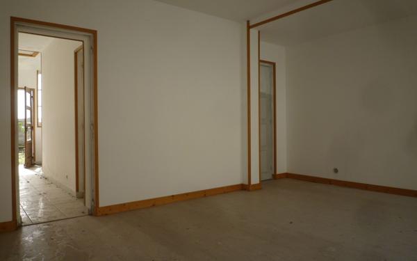 Appartement à vendre    1 pièce • 34 m2 Mortain