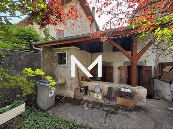 La Terrasse - Maison de village à renover | Premium Immobilier