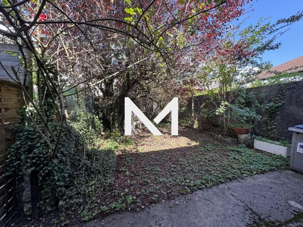 La Terrasse - Maison de village à renover | Premium Immobilier