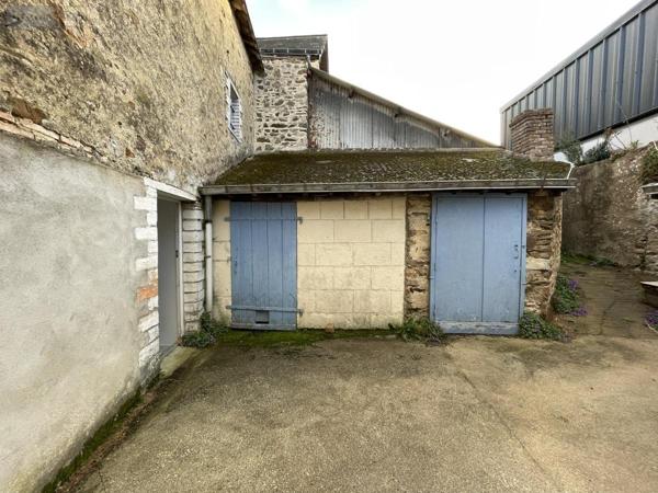 Maison à louer à Nuillé-sur-Vicoin en Mayenne (53970), ref : 53032-L322