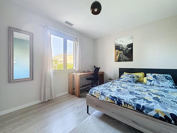 Maison moderne à vendre à Montauban (82) - 4 chambres, double garage , jardin, 127 m² habitable