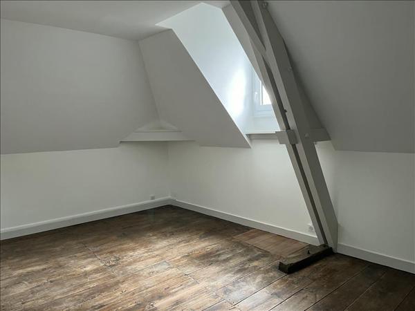 Appartement à louer |  CHALAIS |  3 pièces | 73 m²