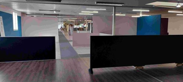 Local Professionnel et commercial à vendre à Saint-James dans la Manche (50240), ref : 12541/2210