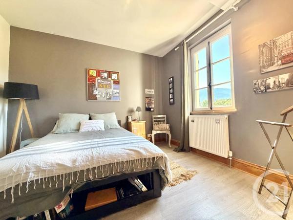 Maison à vendre  8 pièces - 276,91 m 2   YENNE  - 73