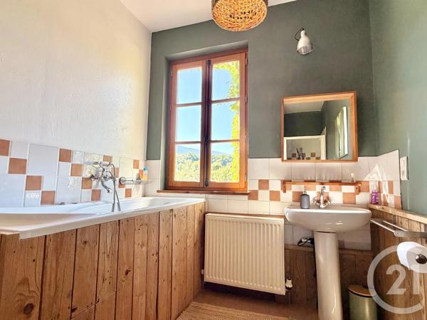 Maison à vendre  8 pièces - 276,91 m 2   YENNE  - 73
