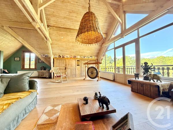 Maison à vendre  8 pièces - 276,91 m 2   YENNE  - 73