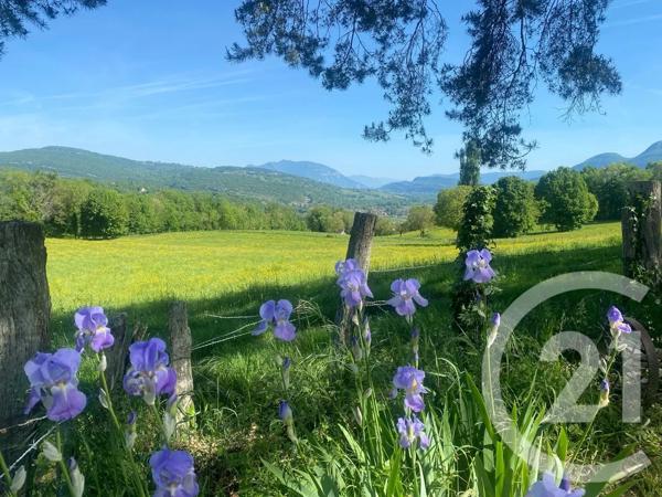 Maison à vendre  8 pièces - 276,91 m 2   YENNE  - 73