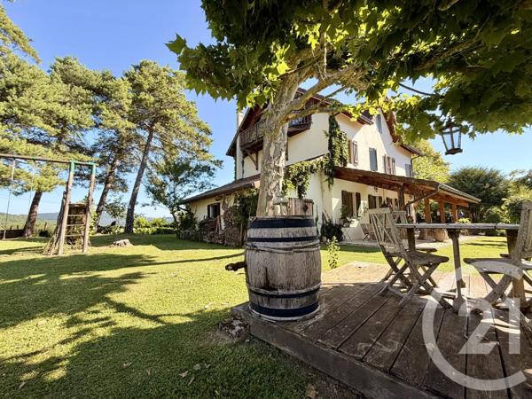Maison à vendre  8 pièces - 276,91 m 2   YENNE  - 73