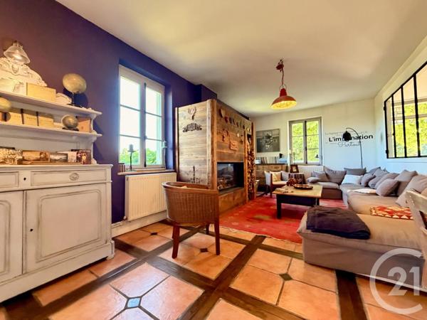 Maison à vendre  8 pièces - 276,91 m 2   YENNE  - 73