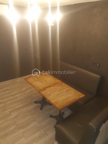 Local d activites de 70 m²