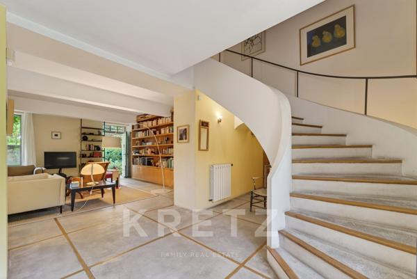 Mas provençal de caractère avec piscine et parc paysager à vendre à Saint-Rémy-de-Provence
