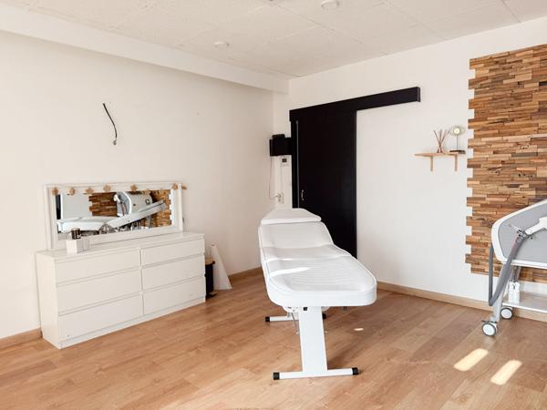 Idéal investisseur ! À vendre : Murs commerciaux de 32 m² à Gardanne loués