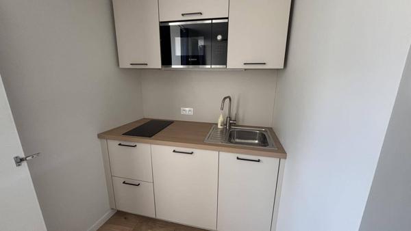 Appartement 1 pièce                                        - 44000 Nantes - VIARME Réf : 11181