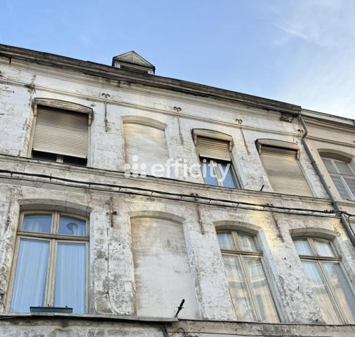 Immeuble 9 pièces - 126 m²