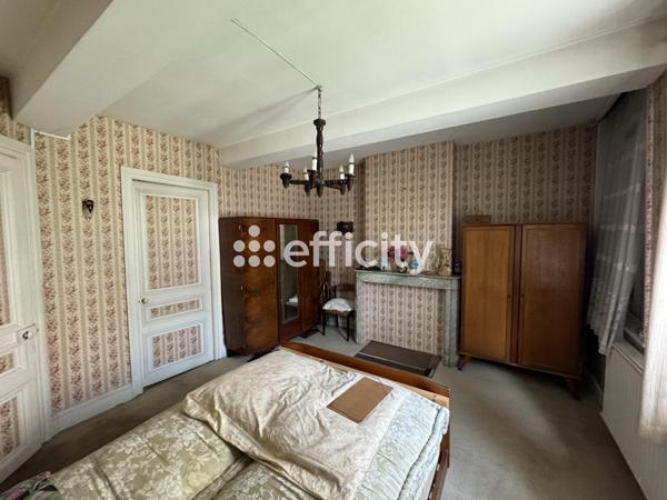 Immeuble 9 pièces - 126 m²