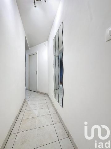 Appartement 4 pièces de 70 m² à Saint-Omer (62500)