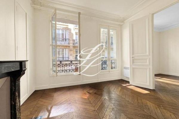 Vente - Appartement 3 pièces 54 m 2 Paris (75015)