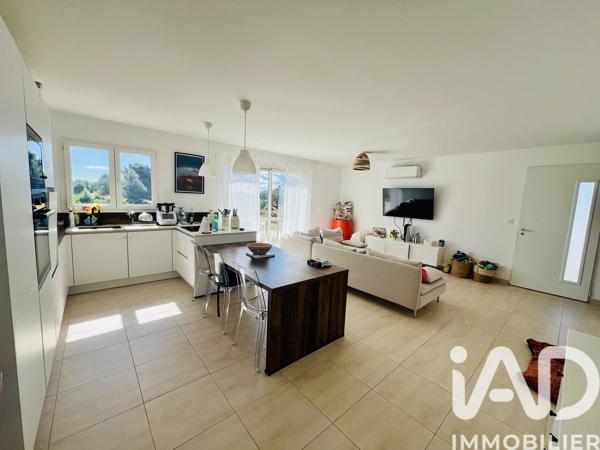 Maison à vendre 4 pièces 92 m² Villemoustaussou