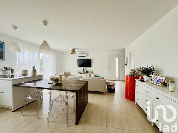 Maison à vendre 4 pièces 92 m² Villemoustaussou
