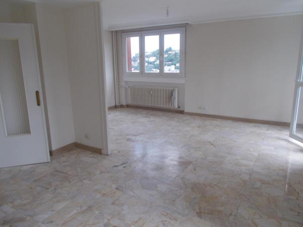 APPARTEMENT T4 DE 88 M2 AVEC BALCON ET GARAGE