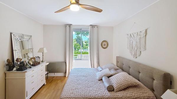 Corenc Montfleury très jolie maison années 30 entièrement rénovée.