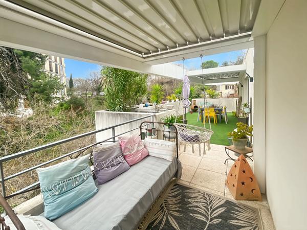 Magnifique T4 de 82m2 en dernier étage avec terrasse d'exception de 51 m² 13013 Marseille