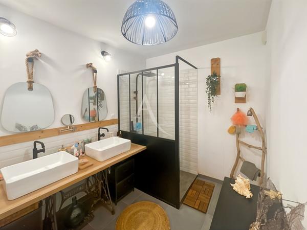 Magnifique T4 de 82m2 en dernier étage avec terrasse d'exception de 51 m² 13013 Marseille