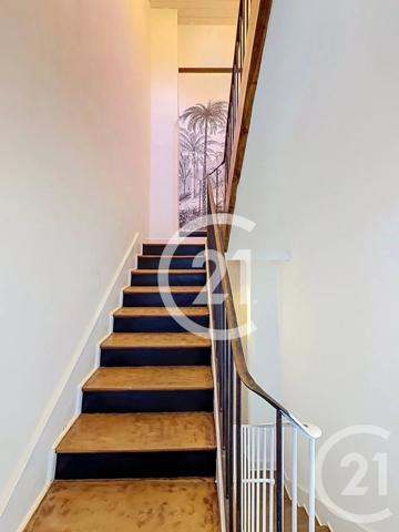 Maison à vendre  4 pièces - 146,77 m 2   SALIN DE GIRAUD  - 13