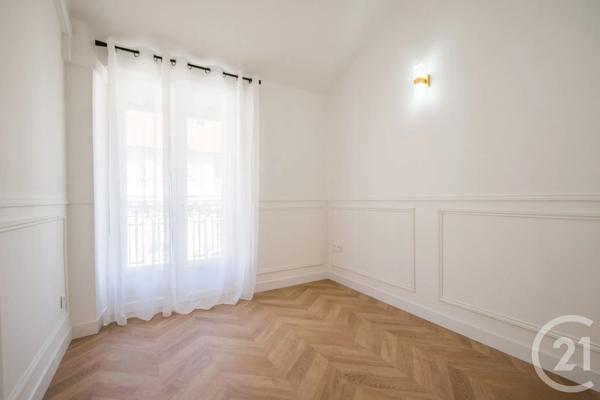 Appartement F3 à vendre  4 pièces - 64,66 m 2   NICE  - 06