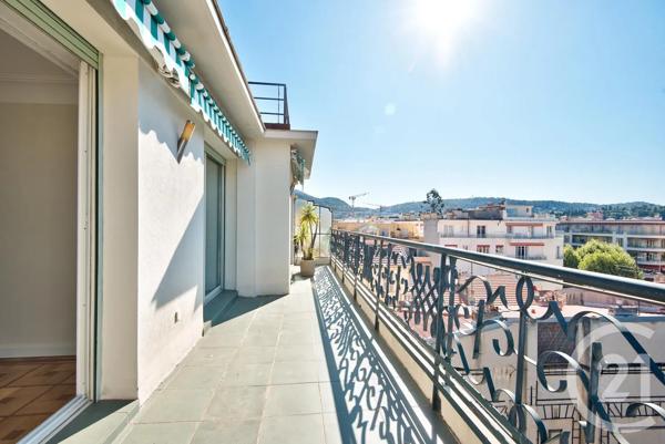 Appartement F3 à vendre  4 pièces - 64,66 m 2   NICE  - 06