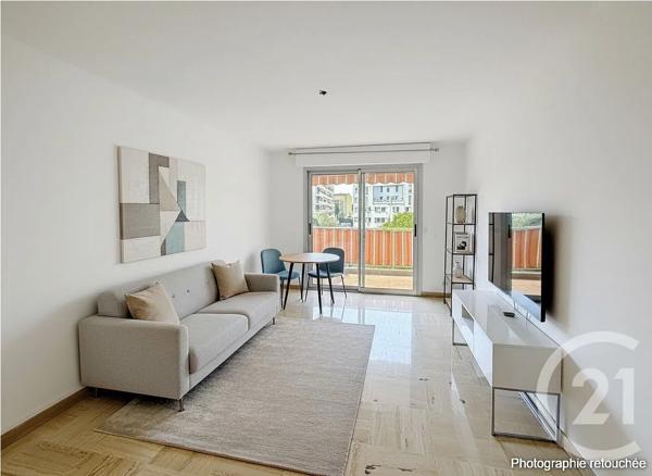 Appartement à vendre  3 pièces - 62,70 m 2   CANNES LA BOCCA  - 06