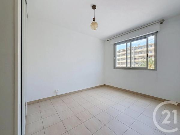 Appartement à vendre  3 pièces - 62,70 m 2   CANNES LA BOCCA  - 06
