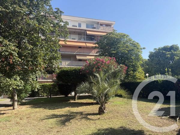 Appartement à vendre  3 pièces - 62,70 m 2   CANNES LA BOCCA  - 06