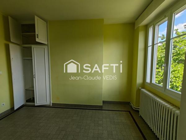 Immeuble en très bon état ,bien situé .