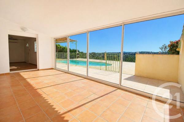 Maison à vendre  6 pièces - 123 m 2   BIOT  - 06