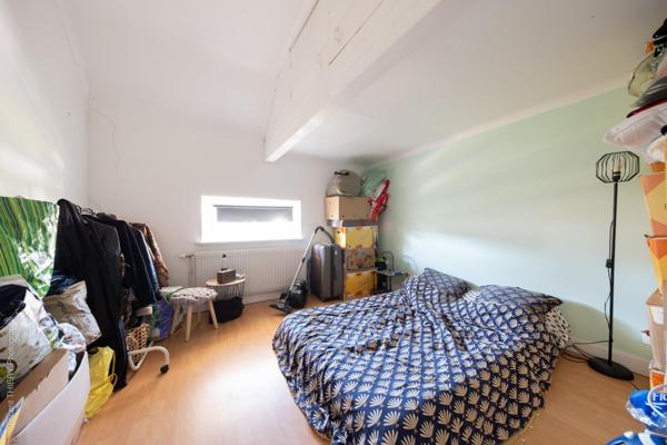 Secteur géographique sympa, proche commodités, bon état général