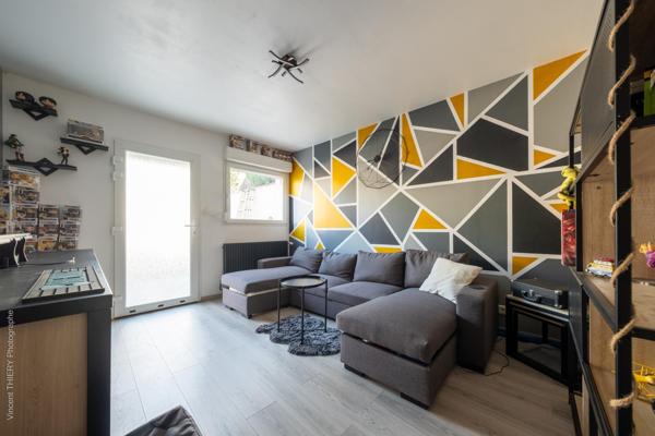 Secteur géographique sympa, proche commodités, bon état général