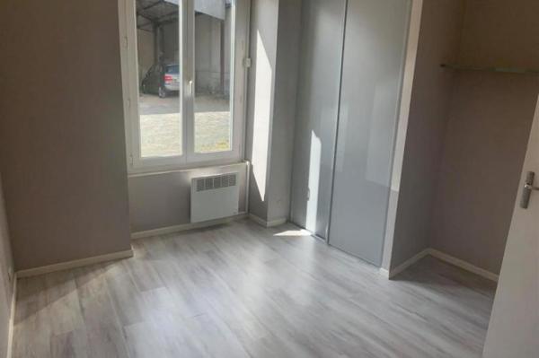 Location - Appartement 2 pièces 29 m 2 LE MANS (72000)