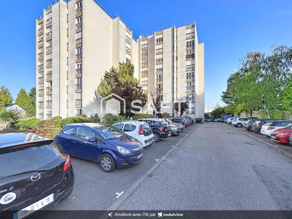 Studio bien situé avec parking !