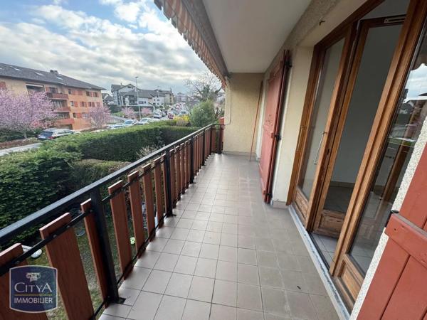 Appartement à louer 2 pièces 49.52m² Gex (01170)